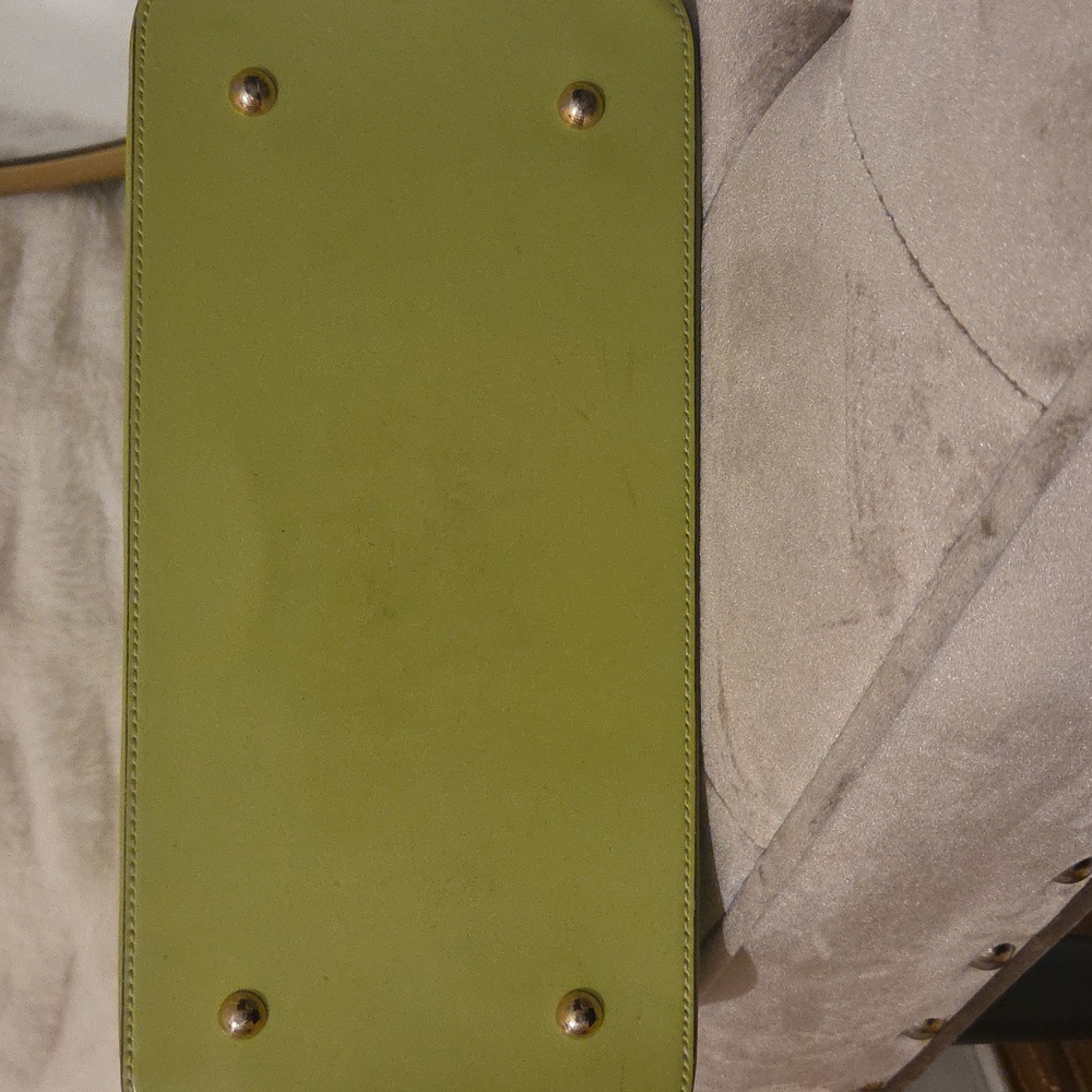 ALBERTA di Canio Genuine Leather Dome Bright Green Handbag With Dust Bag - Picture 7 of 14